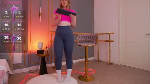 Mia online show from 03.06.25