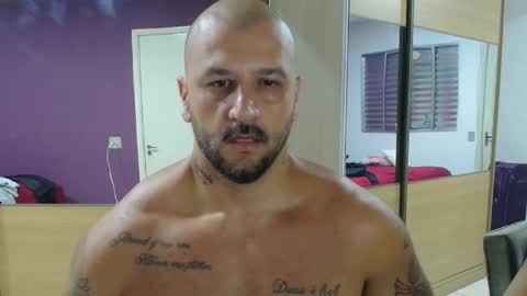 Snapshot of smithduke chatting on 02.14.25 smithduke online show from 02.14.25