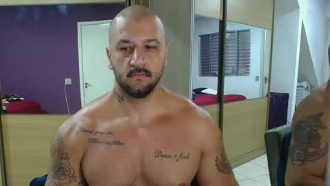 Snapshot of smithduke chatting on 03.01.25 smithduke online show from 03.01.25