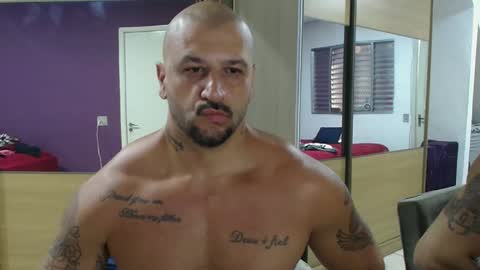 Snapshot of smithduke chatting on 03.09.25 smithduke online show from 03.09.25