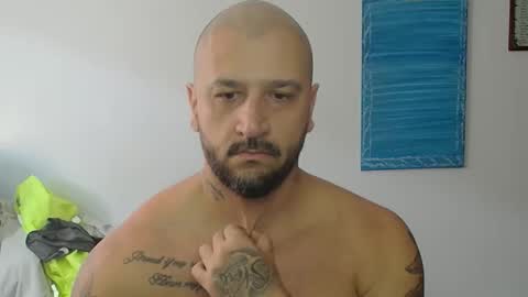 Snapshot of smithduke chatting on 10.03.25 smithduke online show from 10.03.25