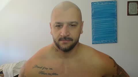 Snapshot of smithduke chatting on 11.10.25 smithduke online show from 11.10.25