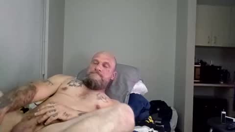 Snapshot of smitty012924 chatting on 10.19.25 smitty012924 online show from 10.19.25