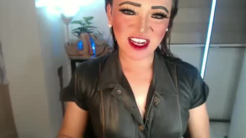 Amanda online show from 02.11.25