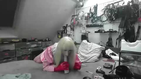 smokeslut365 online show from 01.15.25