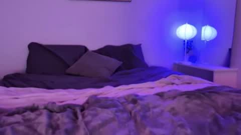 SmokyAurora online show from 11.07.25