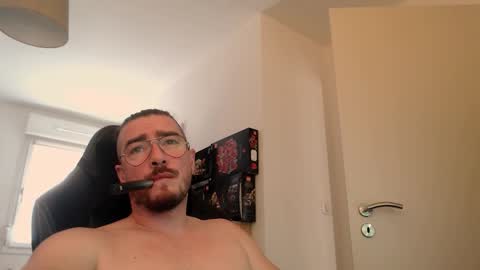 AllDayIDream online show from 10.01.25