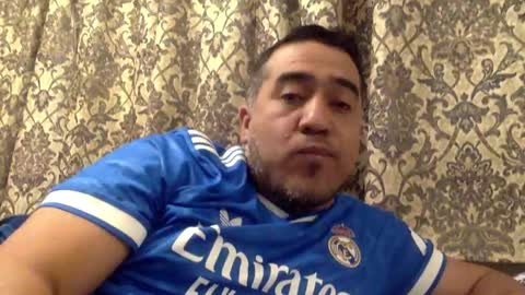 Snapshot of smoothstrik3r chatting on 02.25.26 smoothstrik3r online show from 02.25.26