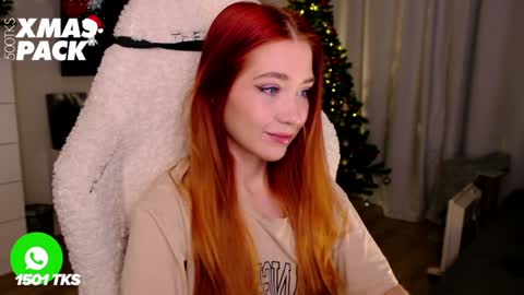 Snapshot of smthwrong chatting on 12.18.24 smthwrong online show from 12.18.24