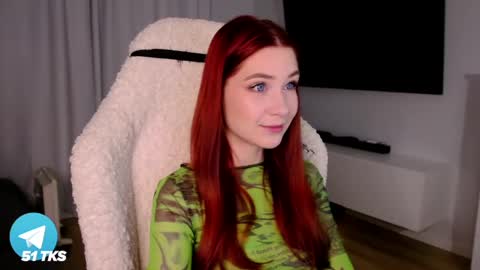 Snapshot of smthwrong chatting on 02.15.25 smthwrong online show from 02.15.25