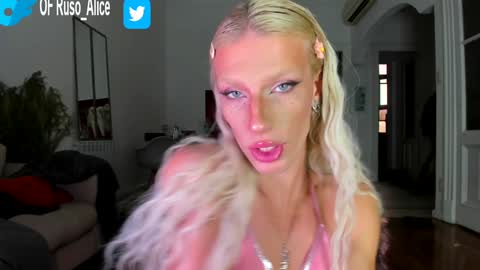   online show from 02.08.25