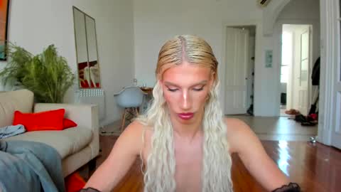   online show from 02.09.25