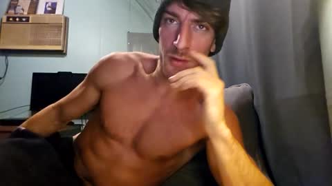 Snapshot of snackyyyy chatting on 02.15.26 Snackyyyy online show from 02.15.26