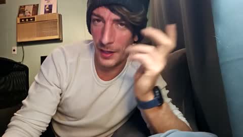 Snapshot of snackyyyy chatting on 02.28.26 Snackyyyy online show from 02.28.26