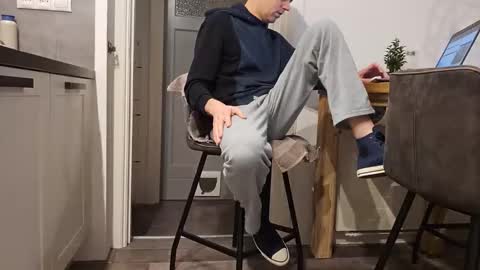 sneakerboy444 online show from 12.01.25