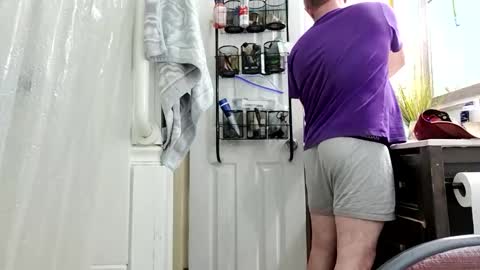 sneakypeteyo1 online show from 04.06.26