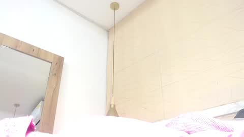 Hellen  online show from 01.04.25