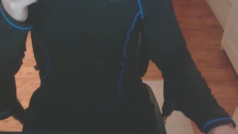 Snapshot of snooze85 chatting on 01.08.25 Cbt-Slave online show from 01.08.25