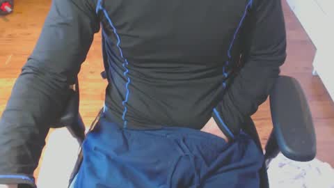 Snapshot of snooze85 chatting on 02.17.25 Cbt-Slave online show from 02.17.25