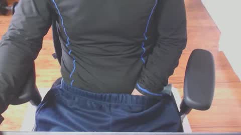 Snapshot of snooze85 chatting on 11.02.25 Cbt-Slave online show from 11.02.25