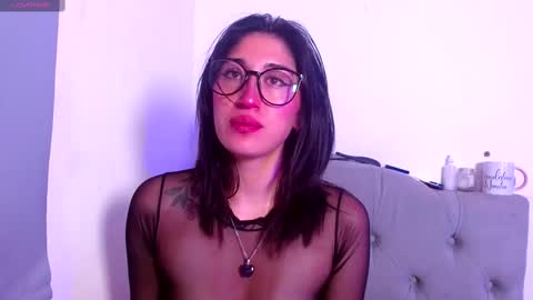 IG     OF red moonn online show from 10.07.25