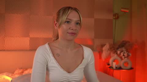 Candice Snow online show from 12.28.24