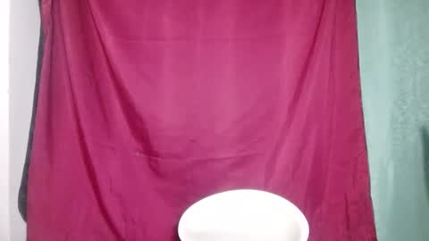 Snapshot of snow_sweet chatting on 02.18.26 snow_sweet online show from 02.18.26