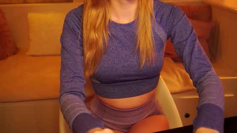 Snapshot of snowbarbieee chatting on 01.19.25 Hanna online show from 01.19.25