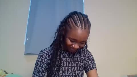 Snowie eyes online show from 11.13.25