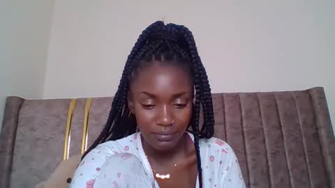 Snapshot of snowie_eyes chatting on 03.10.26 Snowie eyes online show from 03.10.26