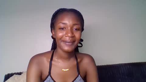 Snapshot of snowie_eyes chatting on 03.27.26 Snowie eyes online show from 03.27.26