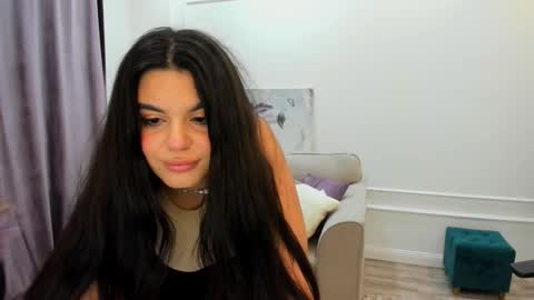 Snapshot of snowingwinter chatting on 01.22.25 snowingwinter online show from 01.22.25