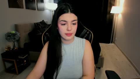 Snapshot of snowingwinter chatting on 02.26.26 snowingwinter online show from 02.26.26