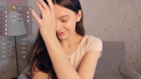 Snapshot of so__sweet chatting on 09.16.25 Alice - Birthday Girl online show from 09.16.25