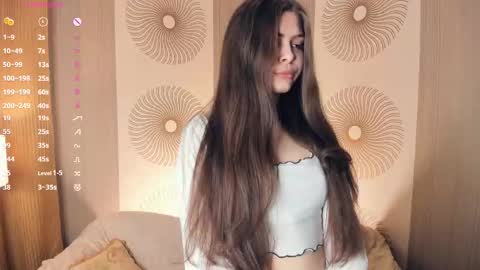 Snapshot of so__sweet chatting on 11.25.25 Alice - Birthday Girl online show from 11.25.25