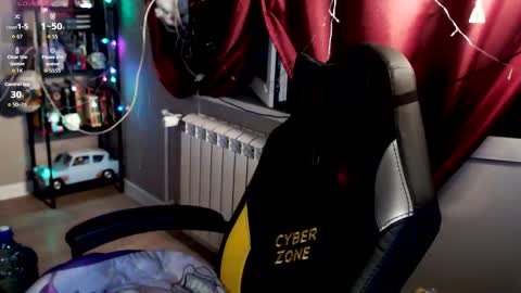 Snapshot of so_cute777 chatting on 09.10.25 so cute777 online show from 09.10.25