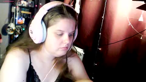 Snapshot of so_cute777 chatting on 11.04.25 so cute777 online show from 11.04.25