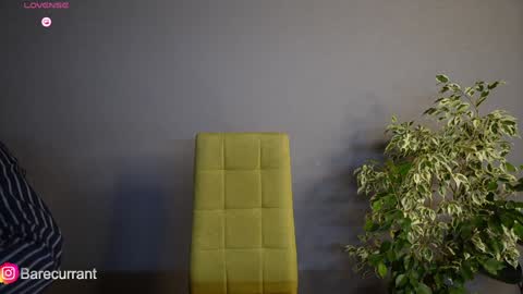 Yesenia online show from 02.06.25