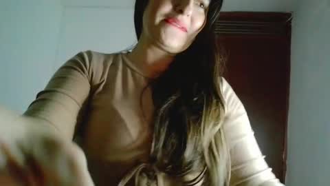 Soffi Betacur online show from 04.16.26