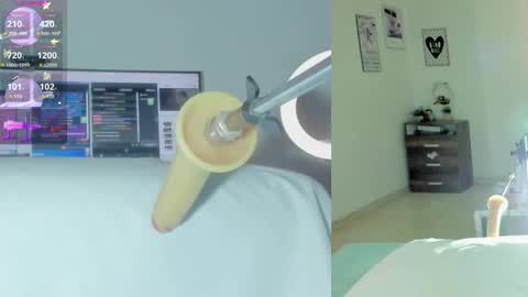 Snapshot of sofi__velez_ chatting on 02.13.26 Sofi online show from 02.13.26