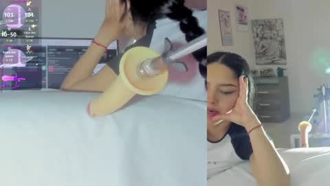 Snapshot of sofi__velez_ chatting on 03.22.26 Sofi online show from 03.22.26