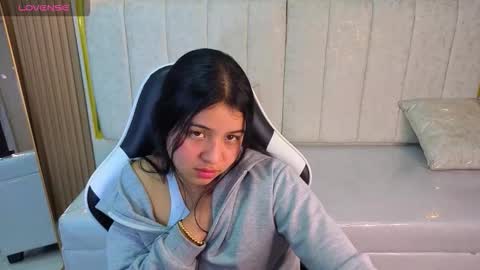 Online 800 to 1400 online show from 12.17.25