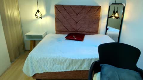 SOFI BLAKE online show from 03.04.26