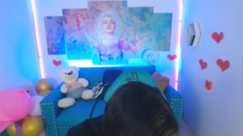 Sofi online show from 03.12.25