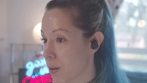 Snapshot of sofi_mora chatting on 01.05.25 Sofi Mora online show from 01.05.25