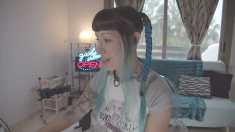 Snapshot of sofi_mora chatting on 01.20.25 Sofi Mora online show from 01.20.25