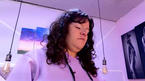 Sofi Noa online show from 12.02.25