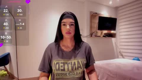 Snapshot of sofi_saenzz chatting on 02.17.26 Sofi Saenzz online show from 02.17.26