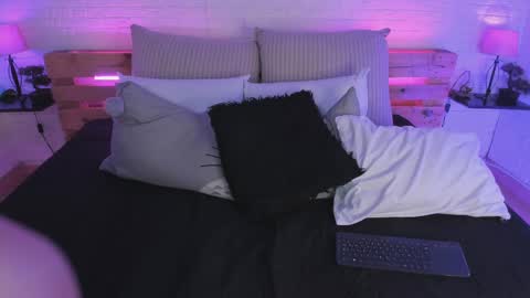 sofi_sp online show from 02.22.25