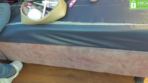 Snapshot of sofi_sweet09 chatting on 12.13.24 Susy online show from 12.13.24